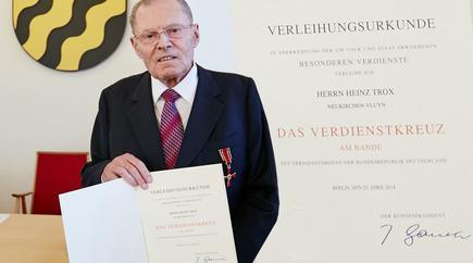 Bundesverdienstkreuz AT